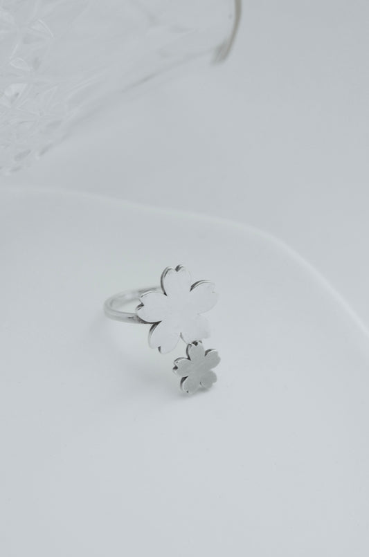 blue n white Authentic Design Sakura Ring 18K Gole plated S925 原創設計 櫻花系列 18K鍍金 925銀戒指
