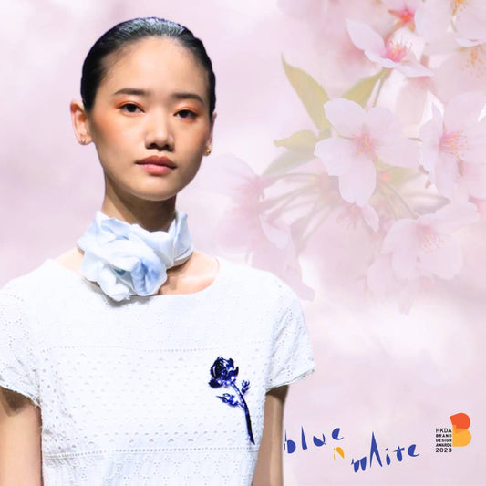 Blue & White 100% Silk Scarf — Original Watercolour Print | 青花圖案真絲絲巾 原創設計